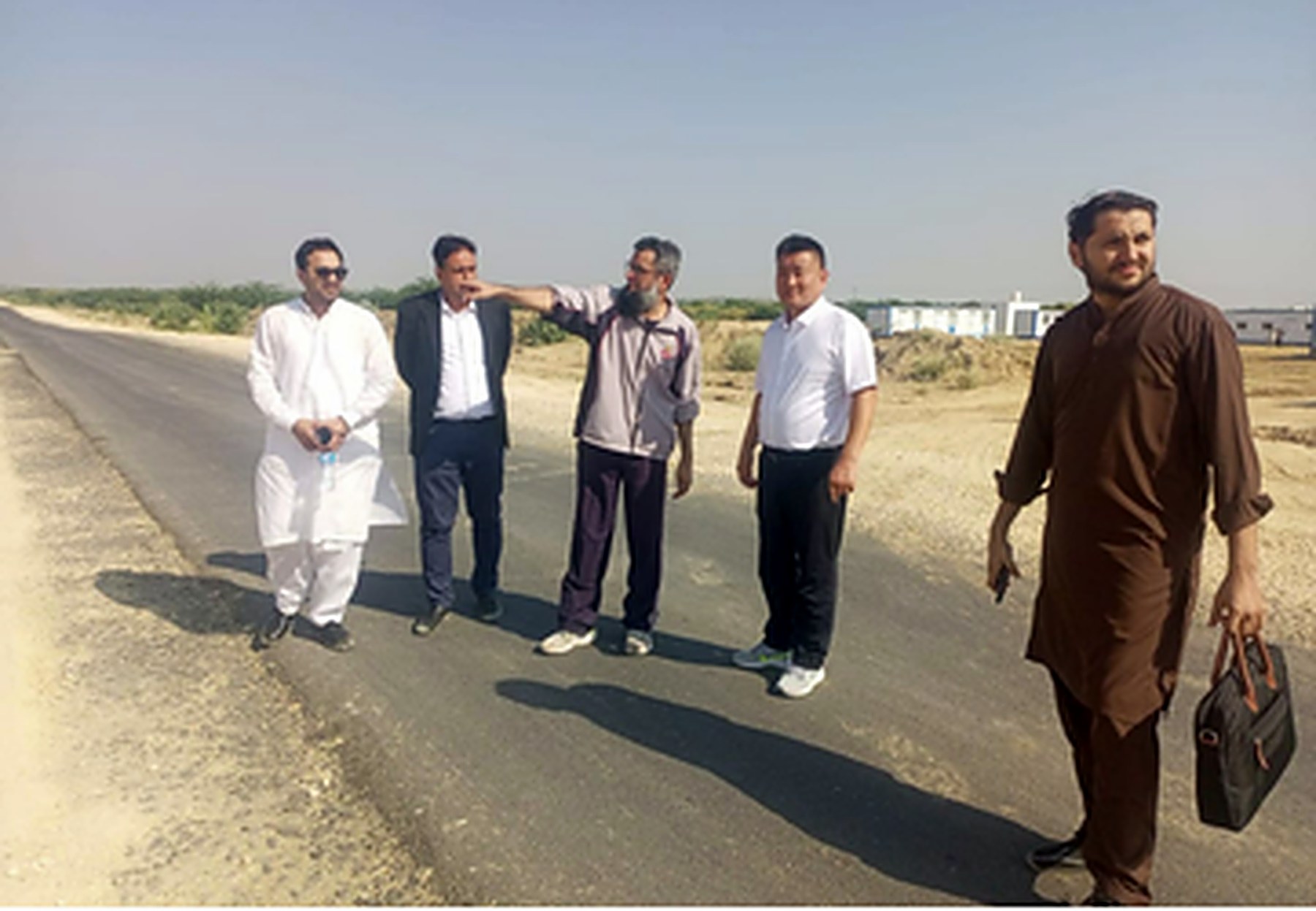 Joint site assessment in Tharparkar with Chinese engineers